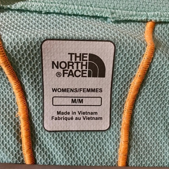 THE north face women's short-Sleeve voltage tee size medium - Picture 5 of 6